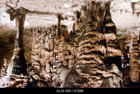 Az Aggteleki Nemzeti Park-stock-foto