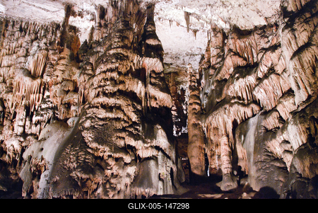 Az Aggteleki Nemzeti Park-stock-foto