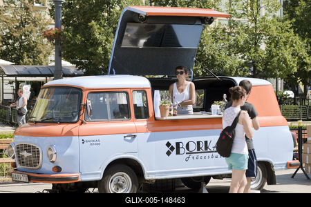 Food Truck Show Debrecen 2018-stock-foto