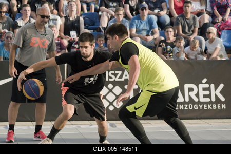 Négy versenyt rendeznek 3x3-as kosárlabdában Debrecen főterén.-stock-foto