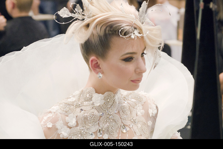 Magyarország legnagyobb szépségipari kiállítása zajlott 2018.10.26-28 között a HUNGEXPO G pavilonjában. A nagyszabású rendezvényen az iparág három nagyobb területe (kozmetika, fodrászat, kéz és lábápolás) adott egymásnak találkozót, és felvonultatta innovációit, valamint legjobb termékeit a szakembereknek, és az érdeklődő, minden korosztályt és nemet képviselő nagyközönségnek.-stock-foto