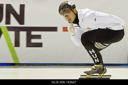 A 2020-as debreceni rövidpályás gyorskorcsolya Európa-bajnokság előtt, április 30-án nyílt edzést tartott a magyar válogatott a debreceni Főnix csarnokban.-stock-foto