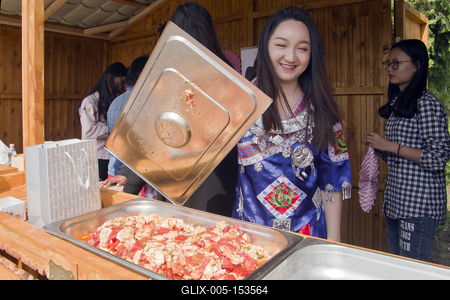 Résztvevő csapatok:BrazíliaKambodzsa KínaEgyiptomIzlandIndiaIndonéziaIzraelJapánKoreaKurdisztánMexikóMoldovaNigériaPakisztánPalesztinaDél-AfrikaSzíriaTaiwanTunéziaJemenAz év LEGNAGYOBB debreceni egyetemi nemzetközi hallgatók által szervezett rendezvénye 2019-stock-foto