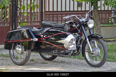 A Pannónia Magyarországon, a Csepeli Motorkerékpárgyárban 1954 és 1975 között gyártott motorkerékpár-márka-stock-foto