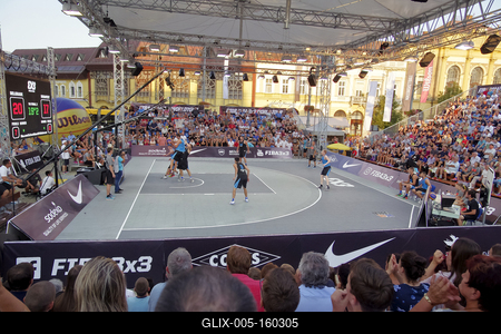 Négy versenyt rendeznek 3x3-as kosárlabdában Debrecen főterén.-stock-foto