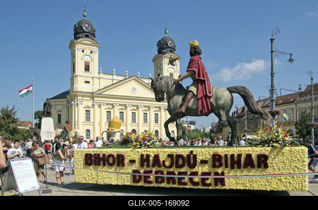 Flowerart car carnival 2020 Hungary/Debrecen-stock-foto