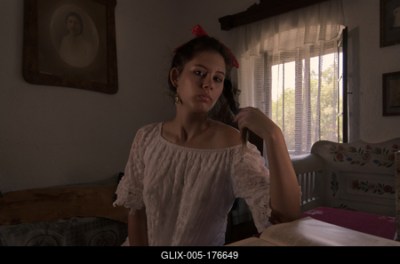 Kun ethnic girl from Karcag.-stock-foto