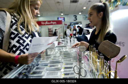 Beauty Fórum Budapest/Lurdy ház-stock-foto