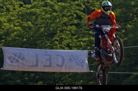 ELITE MOTOCROSS MAGYAR BAJNOKSÁG III. FORDULÓ Tápióbicskén-stock-foto