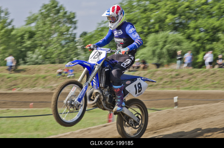 ELITE MOTOCROSS MAGYAR BAJNOKSÁG III. FORDULÓ Tápióbicskén-stock-foto