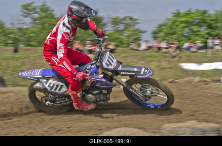 ELITE MOTOCROSS MAGYAR BAJNOKSÁG III. FORDULÓ Tápióbicskén-stock-foto