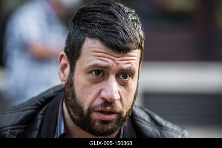 Puzsér Róbert interjú-stock-foto