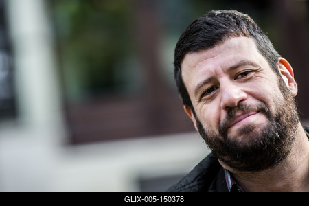 Puzsér Róbert interjú-stock-foto