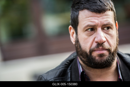 Puzsér Róbert interjú-stock-foto