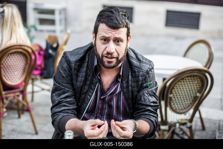 Puzsér Róbert interjú-stock-foto