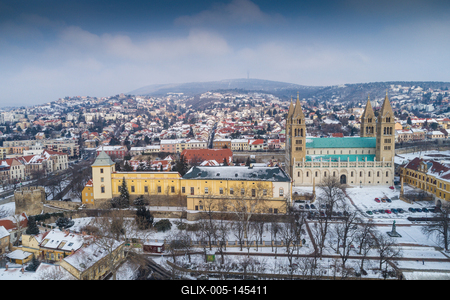 A pécsi székesegyház-stock-foto