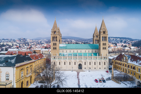 A pécsi székesegyház-stock-foto