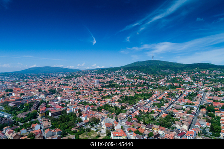Pécs madártávlatból-stock-foto