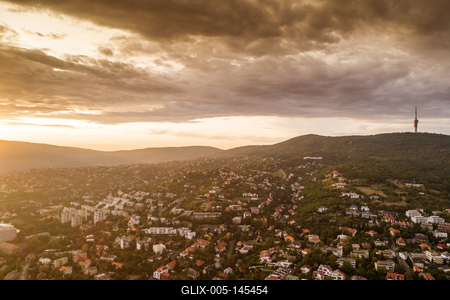 Pécs madártávlatból-stock-foto