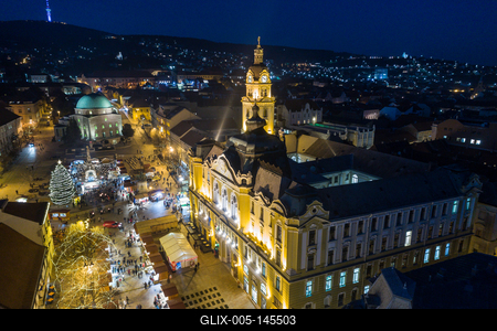 Adventi vásár Pécs főterén-stock-foto