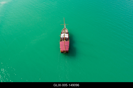 Kalózhajó a Balatonon-stock-foto