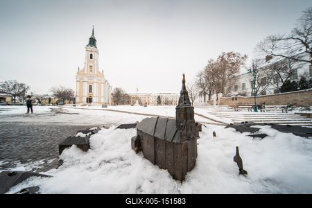 Szekszárd, a Béla király tér télen-stock-foto