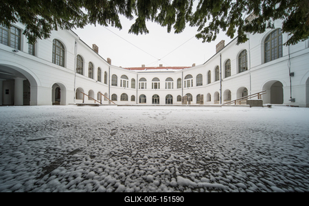 Szekszárd, a régi megyeháza a Béla király téren-stock-foto