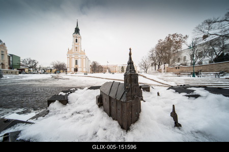 Szekszárd, a Béla király tér télen-stock-foto