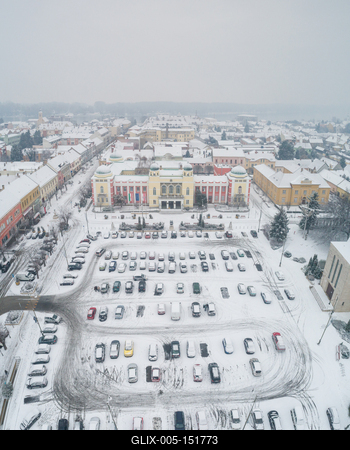 Churc in Mohacs main squere with snow-stock-foto