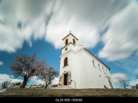 Chapel in Havihegy, Pecs, Hungary with the Tree of the Year, long exposure photo-stock-foto