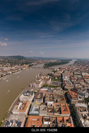 The Hungarian Parliament with the river Danube, Budapest-stock-foto