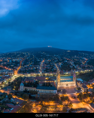 Pecs, Szekesegyhaz. Bird eye view at night-stock-foto