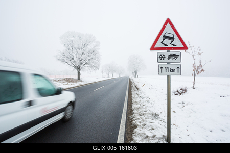 Fast moving van with snowy road-stock-foto