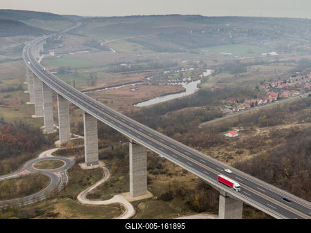 Viaduct of Koroshegy in Hungary-stock-foto