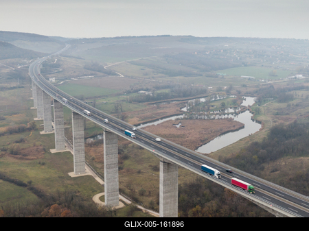Viaduct of Koroshegy in Hungary-stock-foto