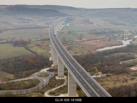 Viaduct of Koroshegy in Hungary-stock-foto