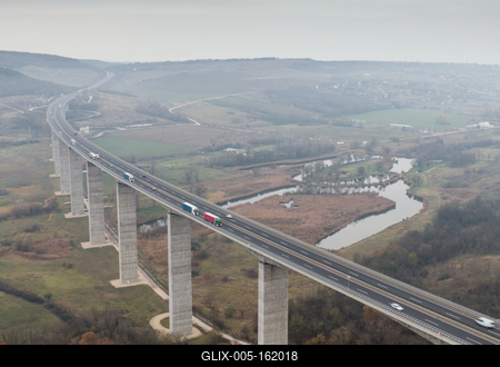 Viaduct of Koroshegy in Hungary-stock-foto