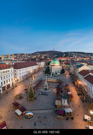 Aerial photo of Advent in Pecs, Hungary-stock-foto