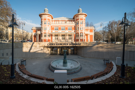New theatre building in Kaposvar, Hungary, called Csiky Gergely Szinhaz-stock-foto