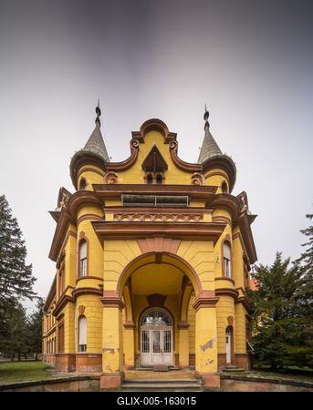 Pallavicini Castle in Mosdos, Hungary-stock-foto