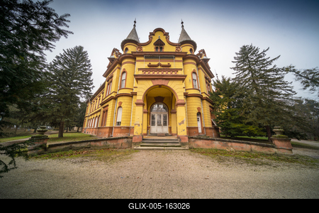 Pallavicini Castle in Mosdos, Hungary-stock-foto