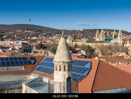 Mosque with a minaret in Pecs, Hungary-stock-foto