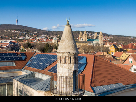 Mosque with a minaret in Pecs, Hungary-stock-foto