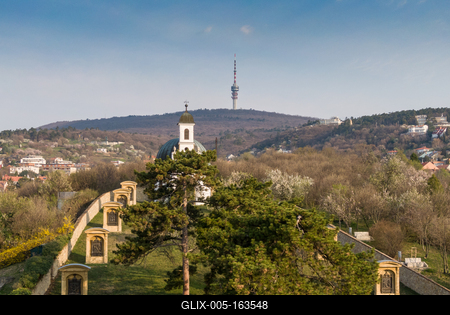 Small chapel in Pecs, hungary, called Kalvaria-stock-foto