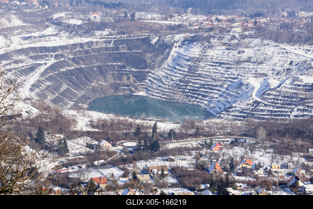 Winter view, deep mine lake in place of a mining pit-stock-foto