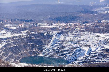 Winter view, deep mine lake in place of a mining pit-stock-foto