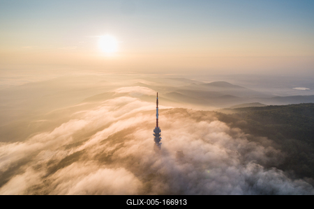 TV tower in Matra, hungary-stock-foto