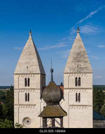 Drone photo of Jak's Romanesque abbey church, Hungary-stock-foto