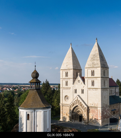 Drone photo of Jak's Romanesque abbey church, Hungary-stock-foto