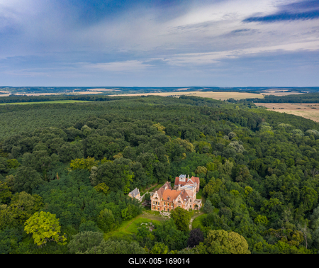 Ruined castle in Mikosszeplak, Hungary-stock-foto